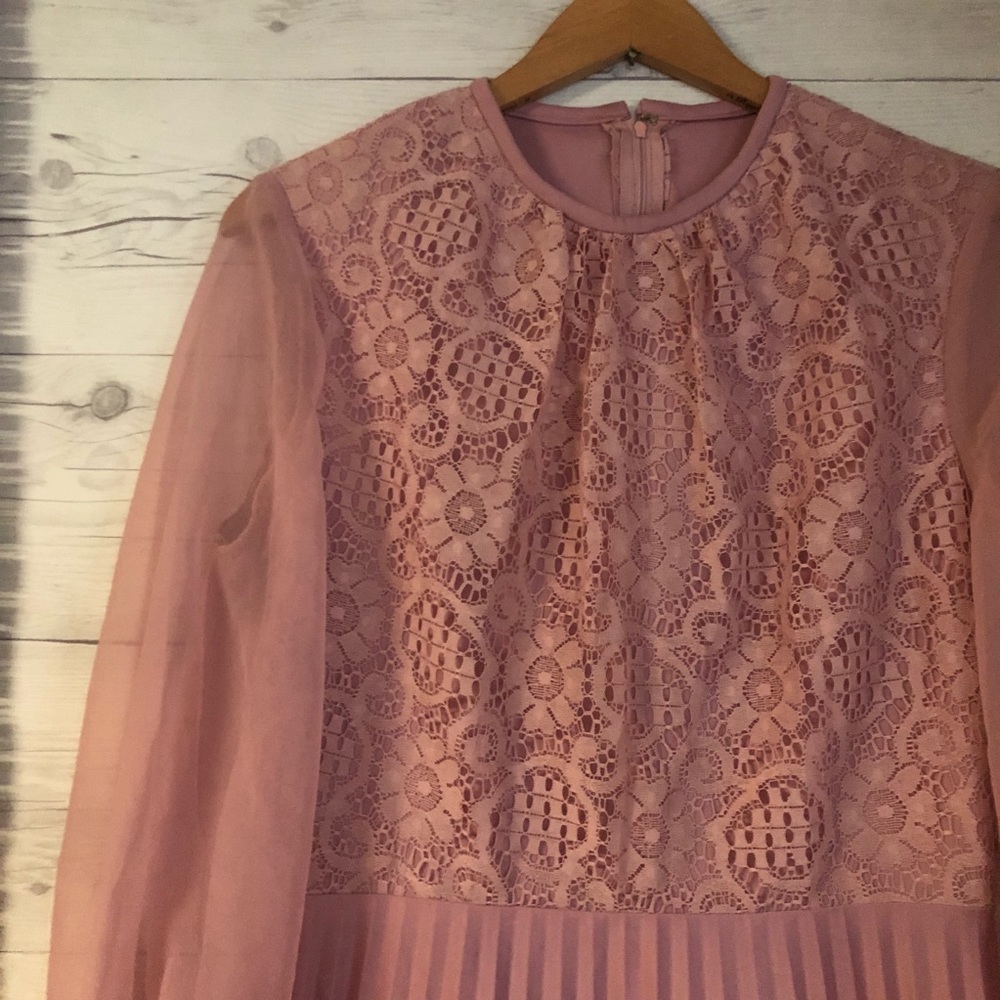 Vintage Lace A Line Dress Acordion Skirt Sleeve - Picture 4 of 8